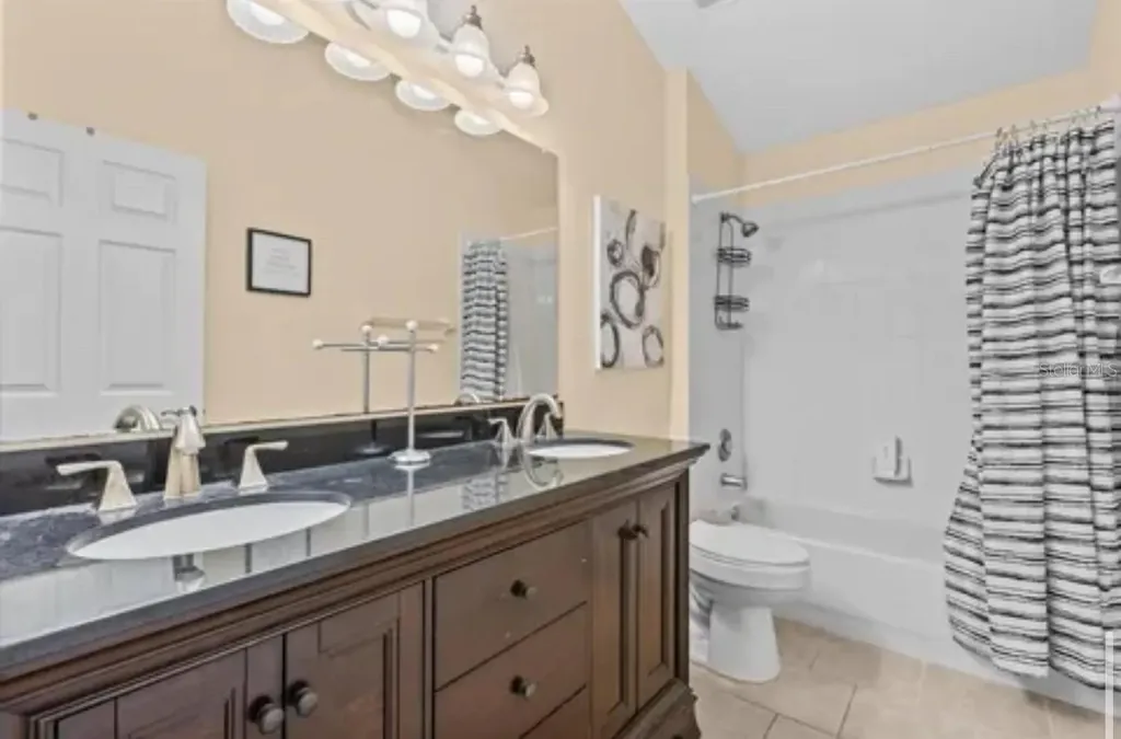 1722 Palmetto Pine Lane Orlando FL 32826