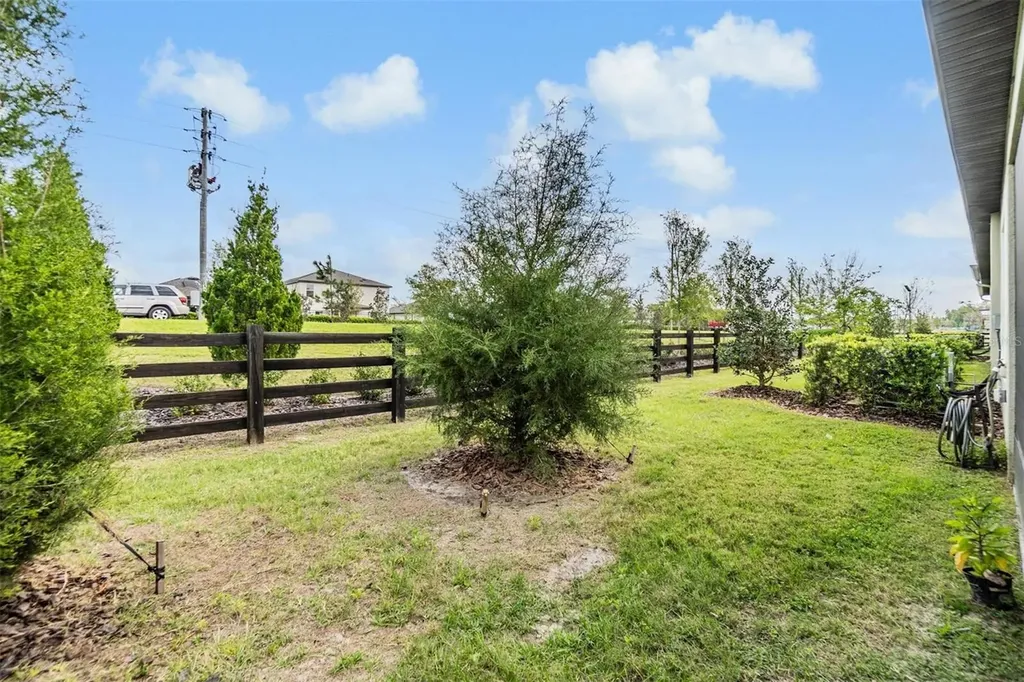 6748 Ripple Pond Loop Zephyrhills FL 33541