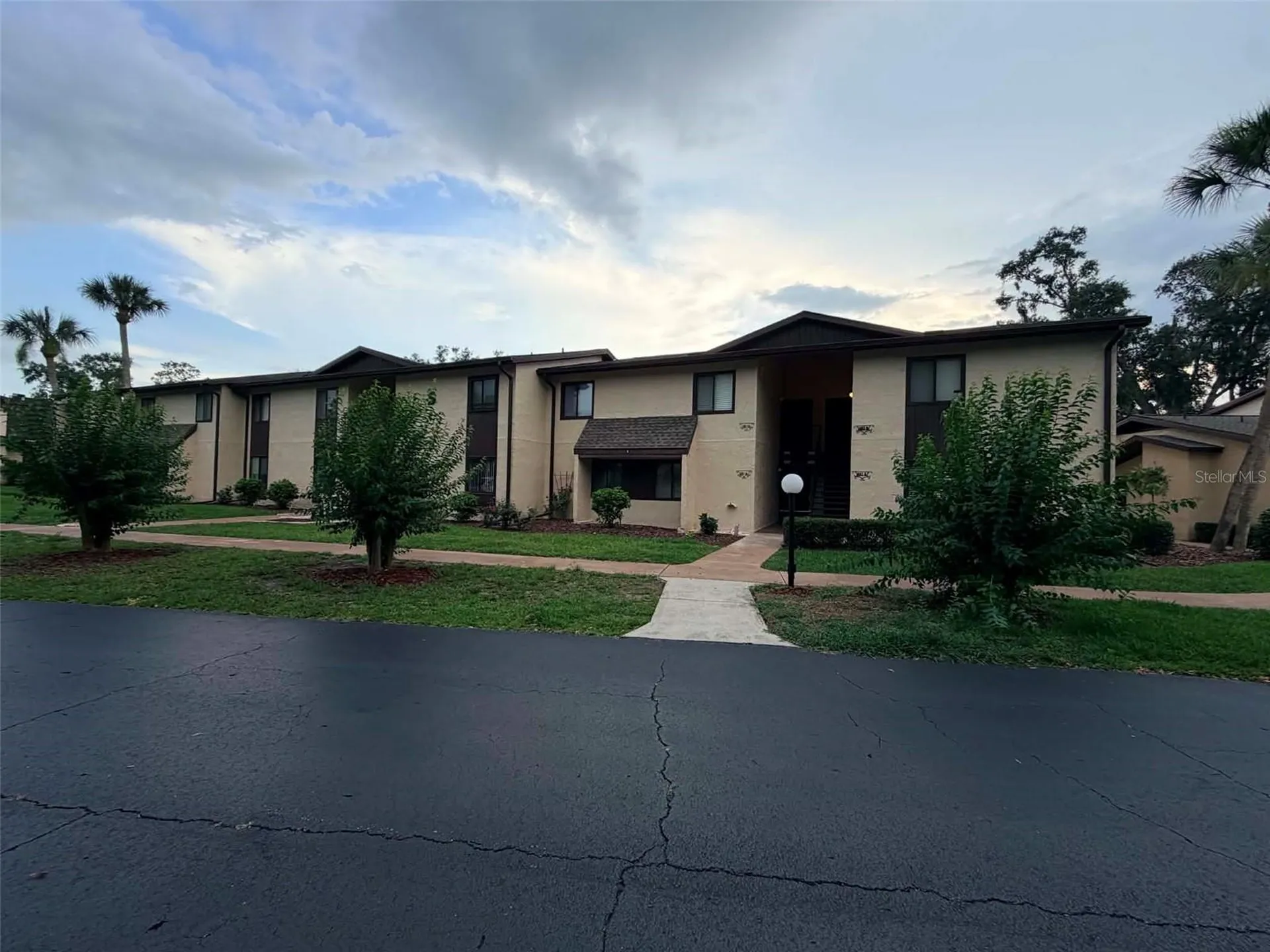 681 Midway Drive Ocala FL 34472