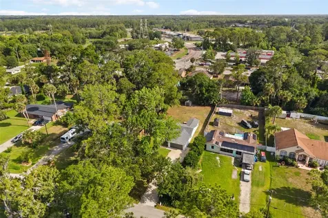 384 Magnolia Place Debary FL 32713