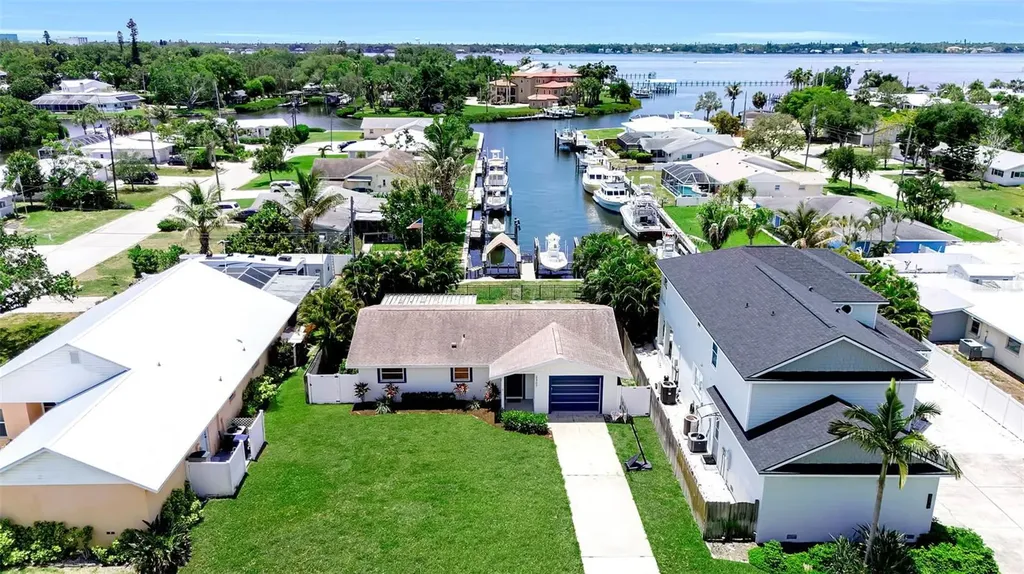 2307 10th Street W Palmetto FL 34221