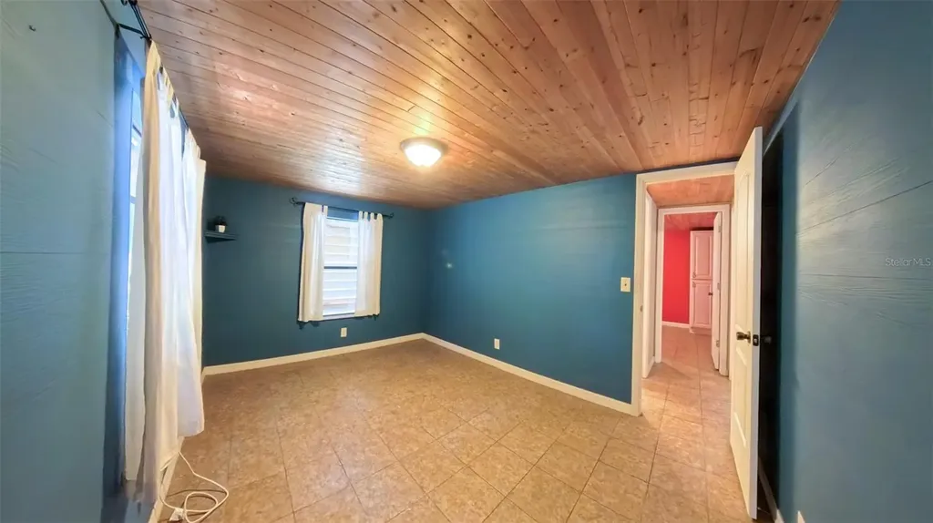 2501 Gator Lane Groveland FL 34736