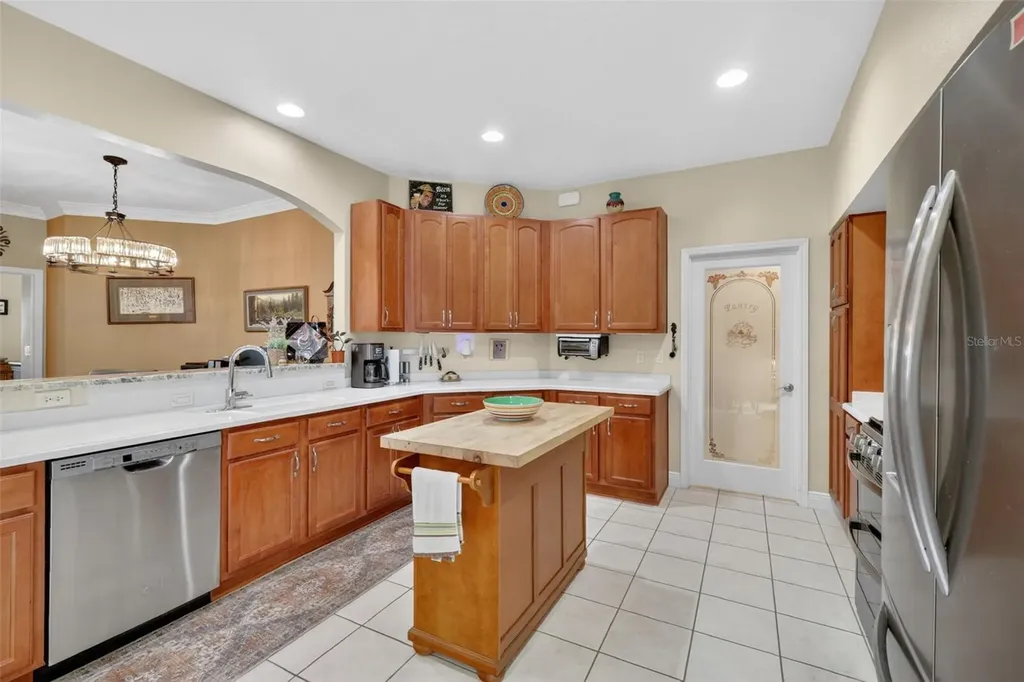 2003 Bayside Avenue Mount Dora FL 32757