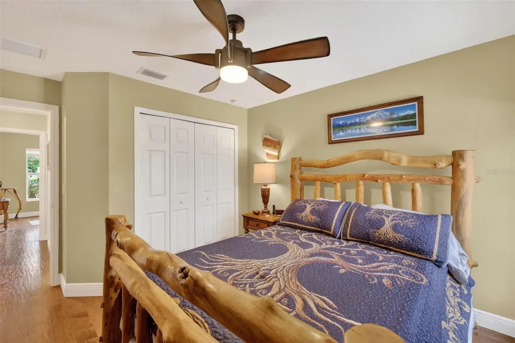2003 Bayside Avenue Mount Dora FL 32757