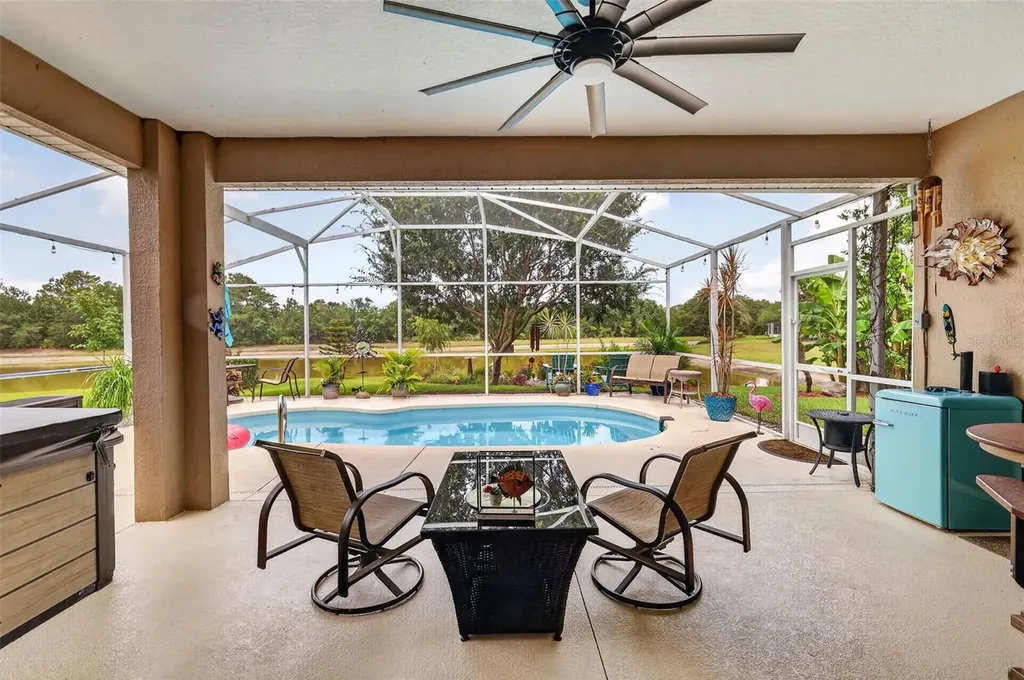 2003 Bayside Avenue Mount Dora FL 32757