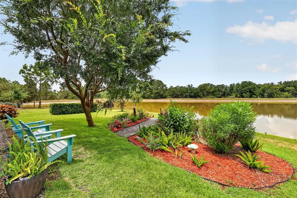 2003 Bayside Avenue Mount Dora FL 32757