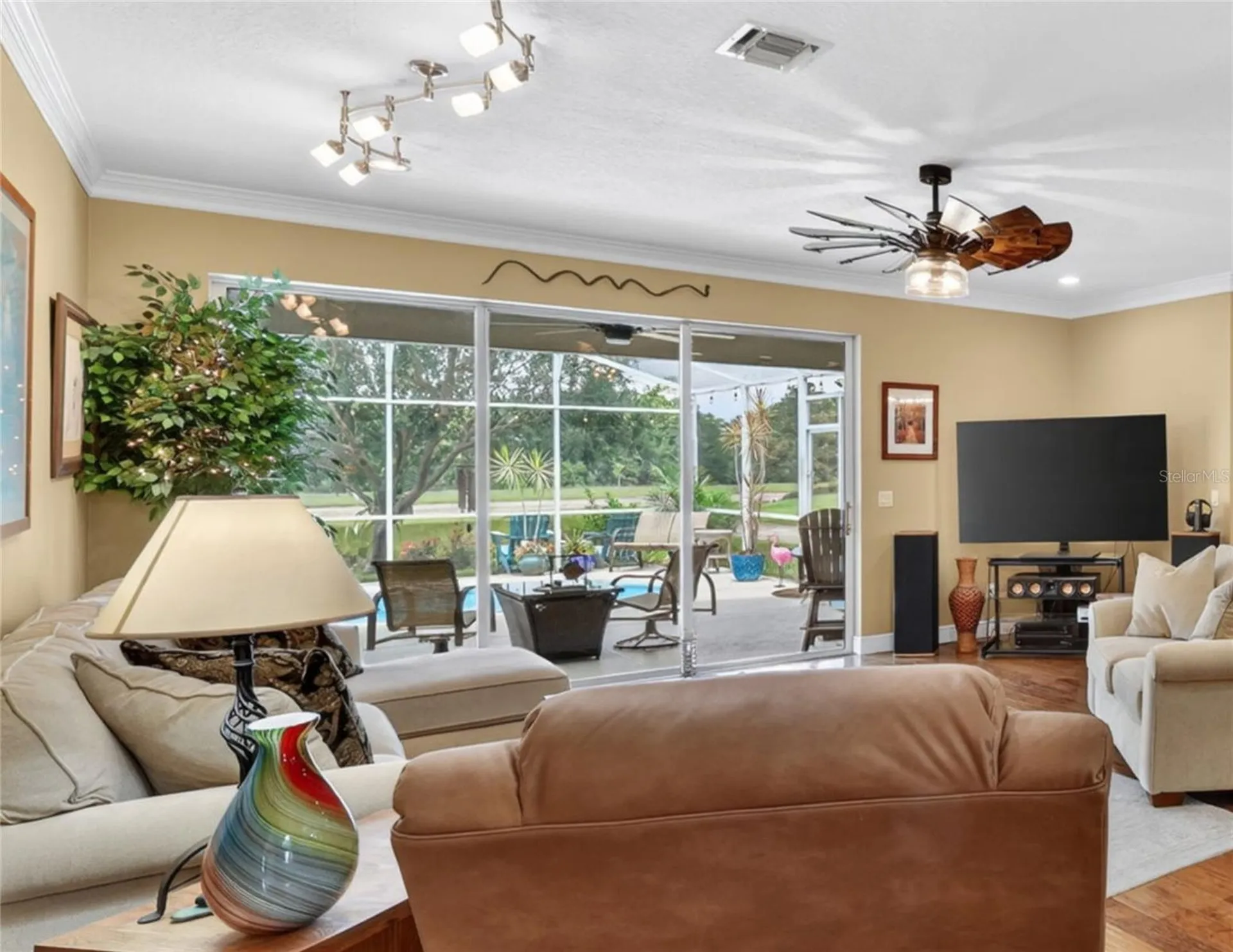 2003 Bayside Avenue Mount Dora FL 32757