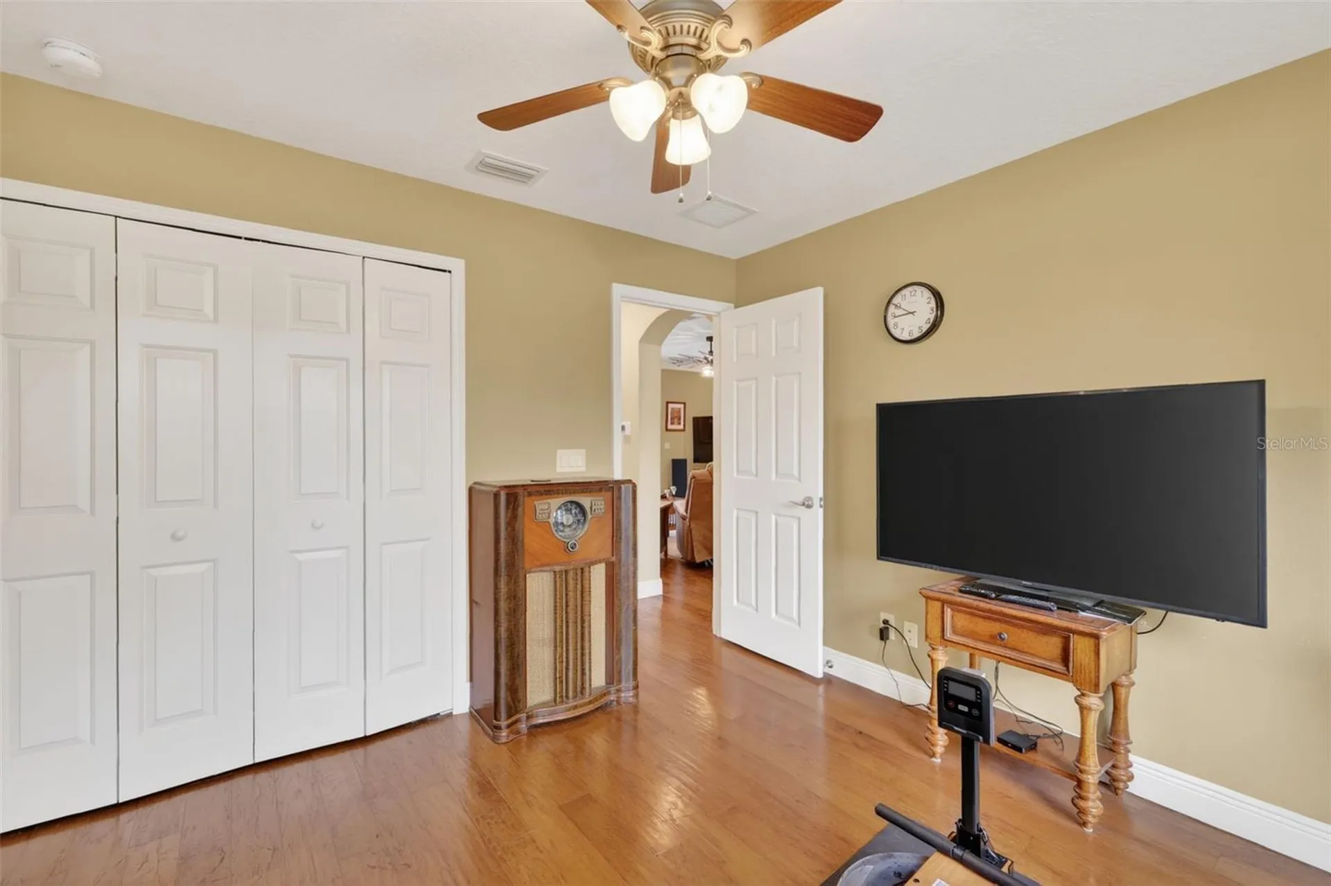 2003 Bayside Avenue Mount Dora FL 32757