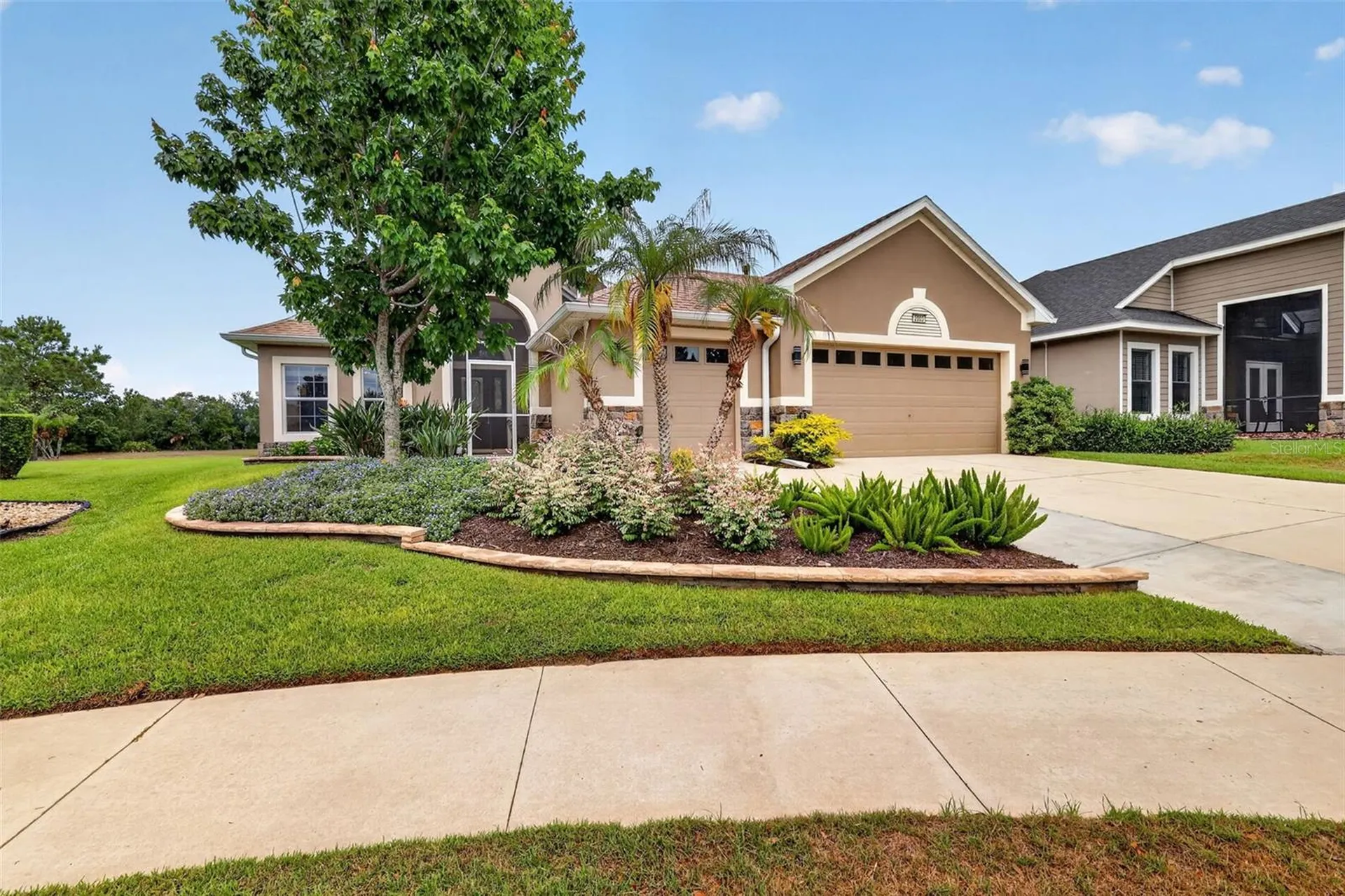 2003 Bayside Avenue Mount Dora FL 32757