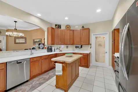 2003 Bayside Avenue Mount Dora FL 32757