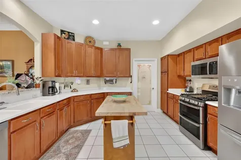2003 Bayside Avenue Mount Dora FL 32757