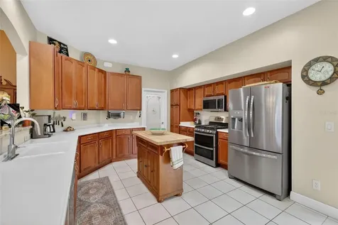 2003 Bayside Avenue Mount Dora FL 32757