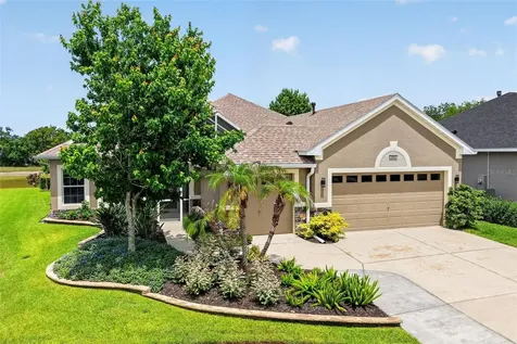 2003 Bayside Avenue Mount Dora FL 32757