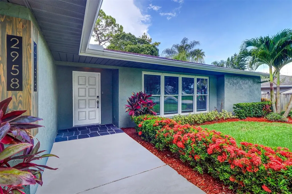 2958 Meadow Wood Drive Clearwater FL 33761