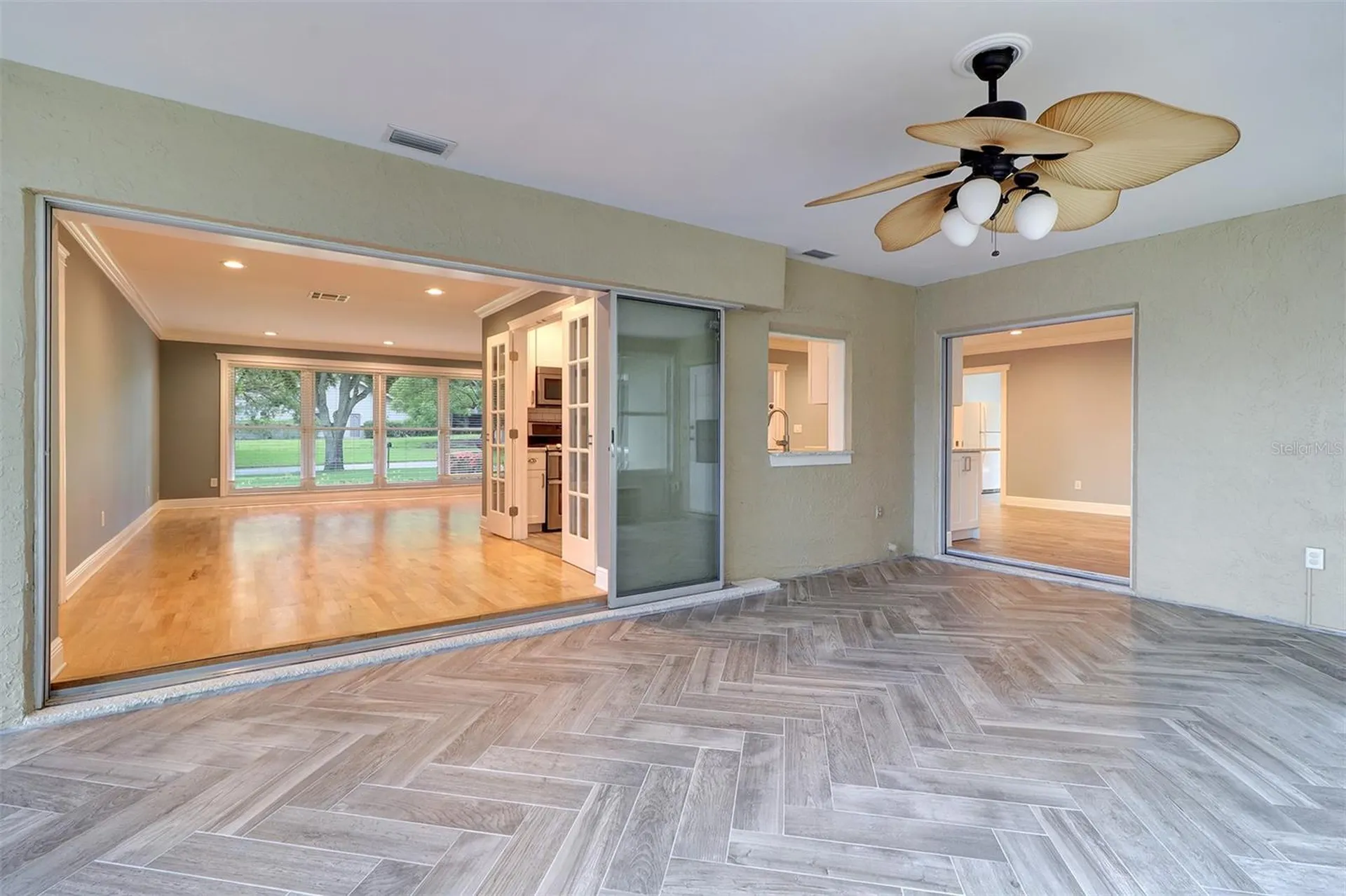 2958 Meadow Wood Drive Clearwater FL 33761