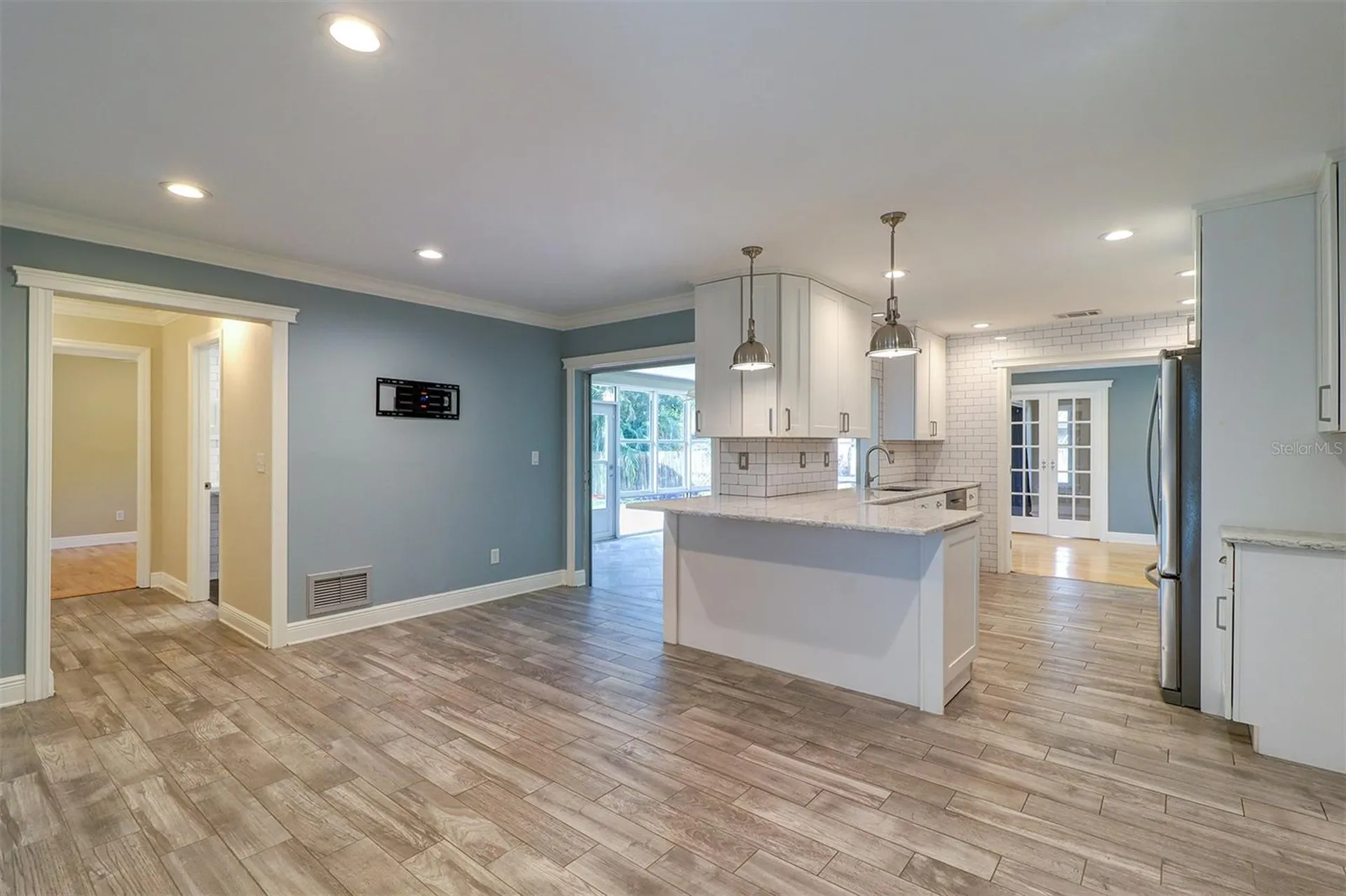 2958 Meadow Wood Drive Clearwater FL 33761