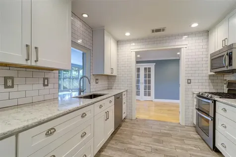2958 Meadow Wood Drive Clearwater FL 33761