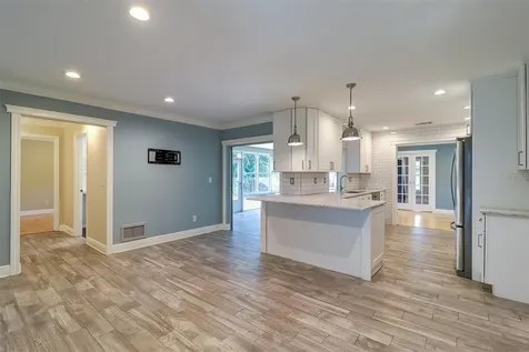 2958 Meadow Wood Drive Clearwater FL 33761
