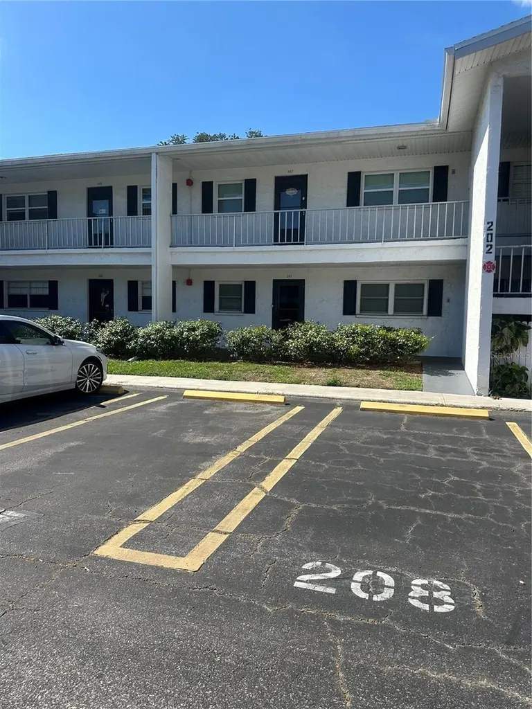 202 46th Terrace W Bradenton FL 34202