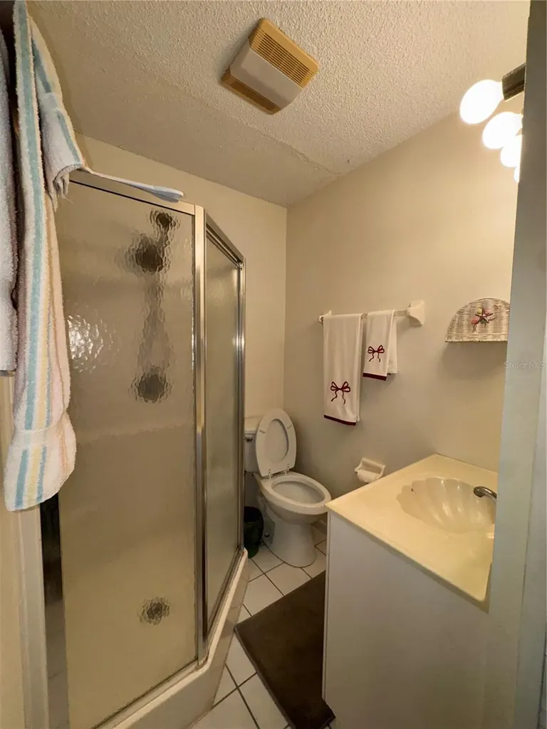 202 46th Terrace W Bradenton FL 34202