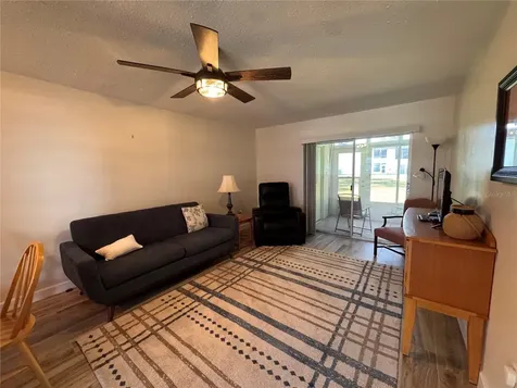 202 46th Terrace W Bradenton FL 34202