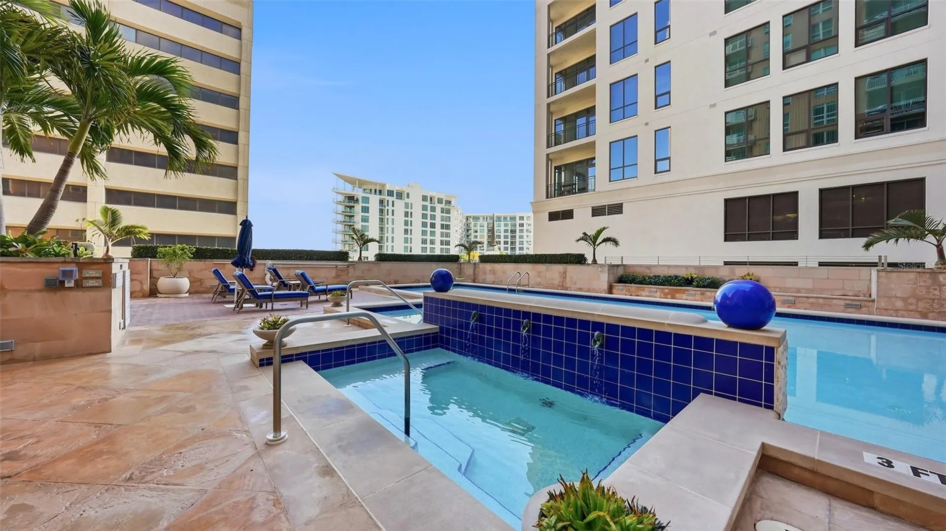 1350 Main Street Sarasota FL 34236