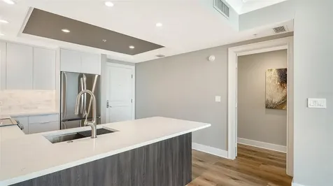 1350 Main Street Sarasota FL 34236