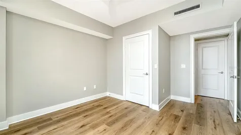 1350 Main Street Sarasota FL 34236