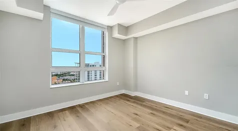 1350 Main Street Sarasota FL 34236