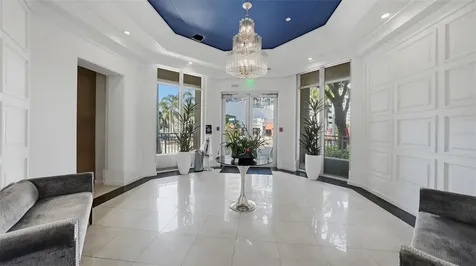 1350 Main Street Sarasota FL 34236
