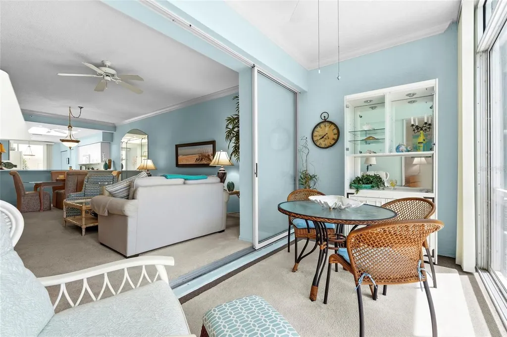 9550 High Gate Drive Sarasota FL 34238