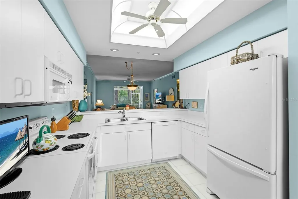 9550 High Gate Drive Sarasota FL 34238