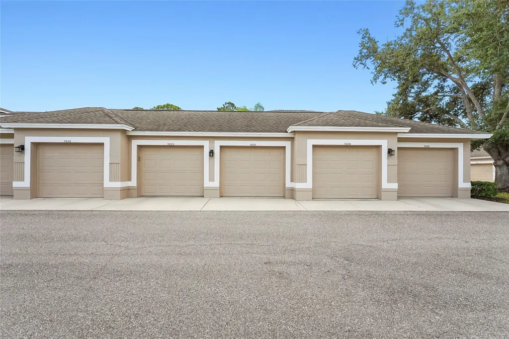 9550 High Gate Drive Sarasota FL 34238
