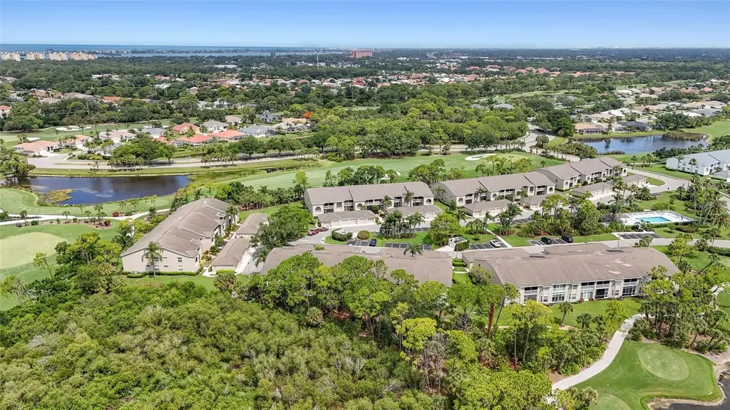 9550 High Gate Drive Sarasota FL 34238