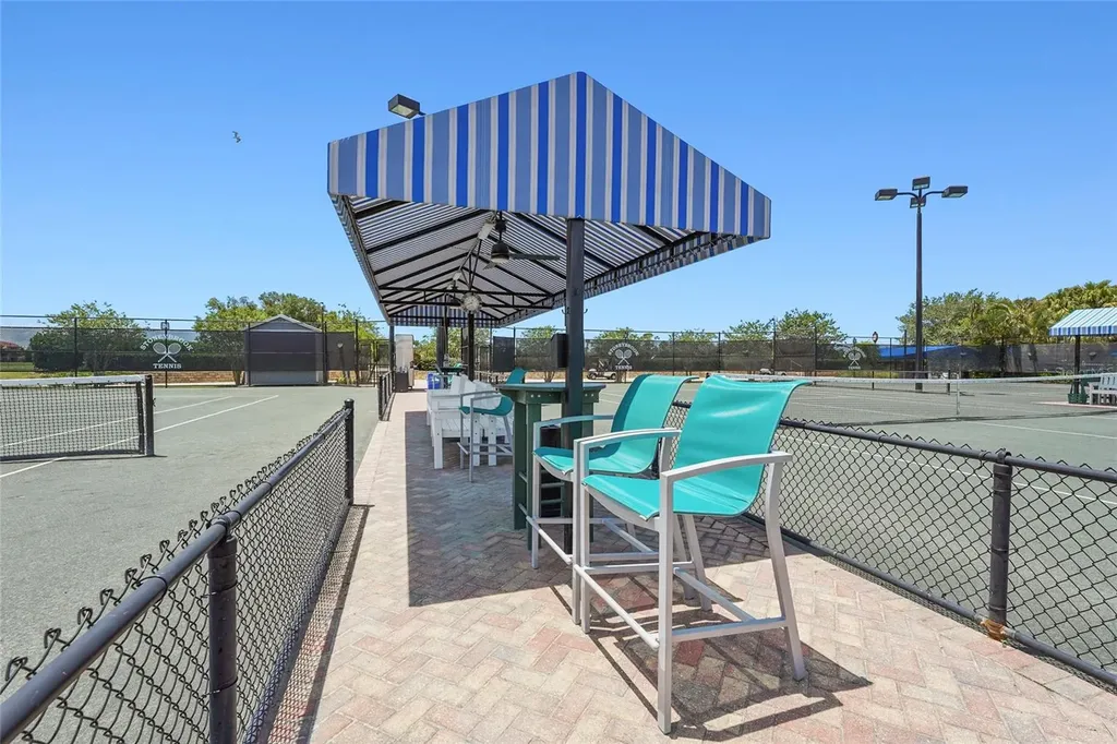 9550 High Gate Drive Sarasota FL 34238