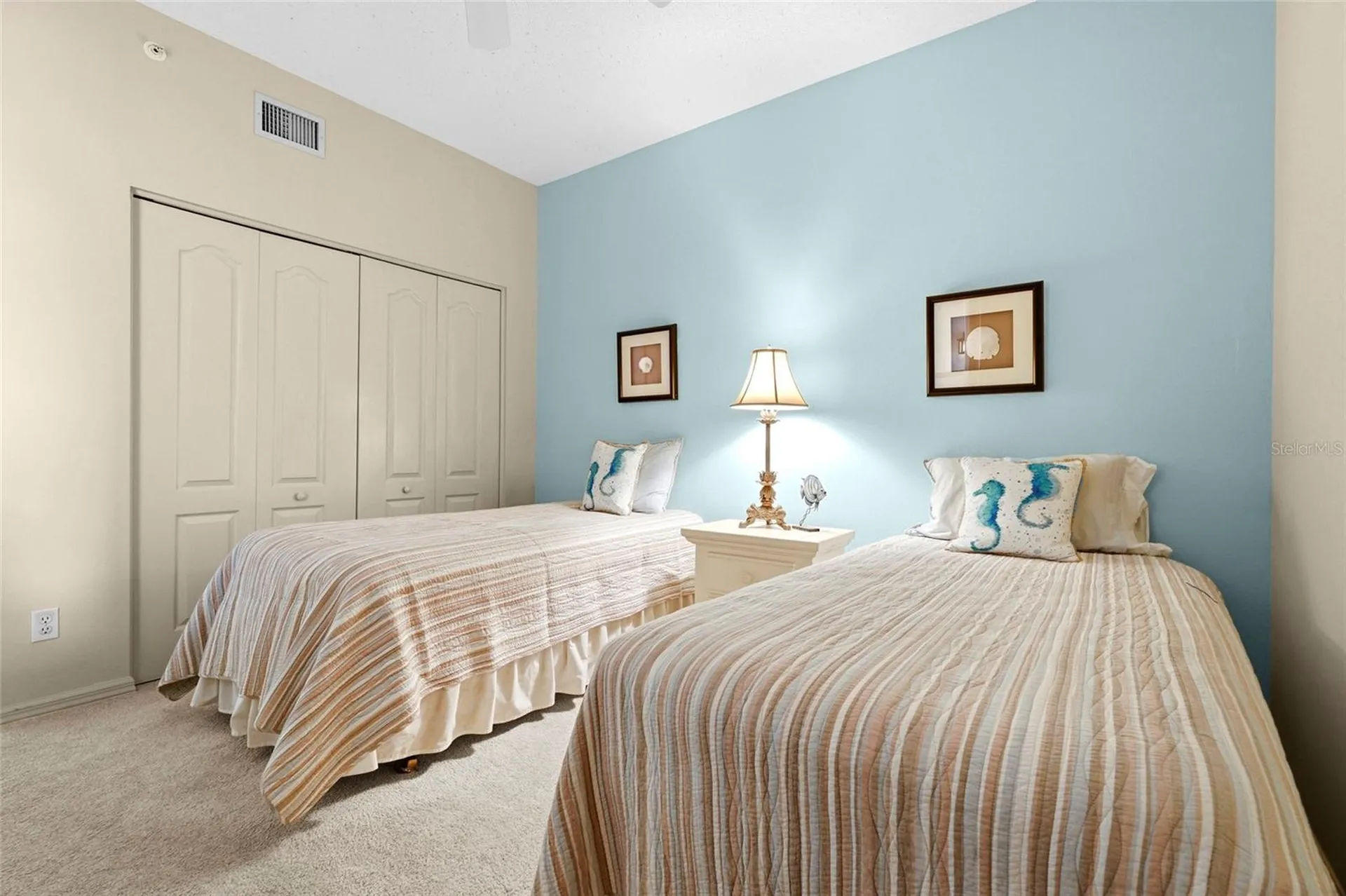 9550 High Gate Drive Sarasota FL 34238