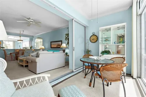 9550 High Gate Drive Sarasota FL 34238