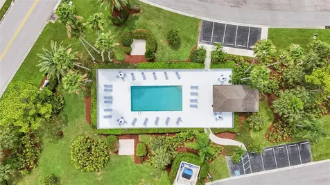 9550 High Gate Drive Sarasota FL 34238