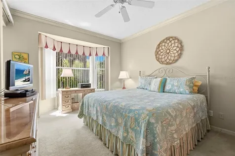 9550 High Gate Drive Sarasota FL 34238