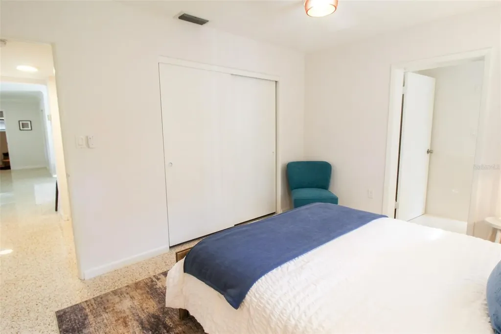 671 47th Street Sarasota FL 34234