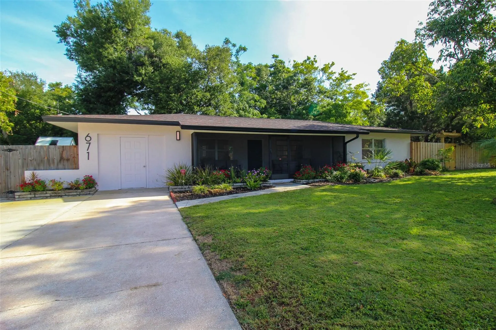 671 47th Street Sarasota FL 34234