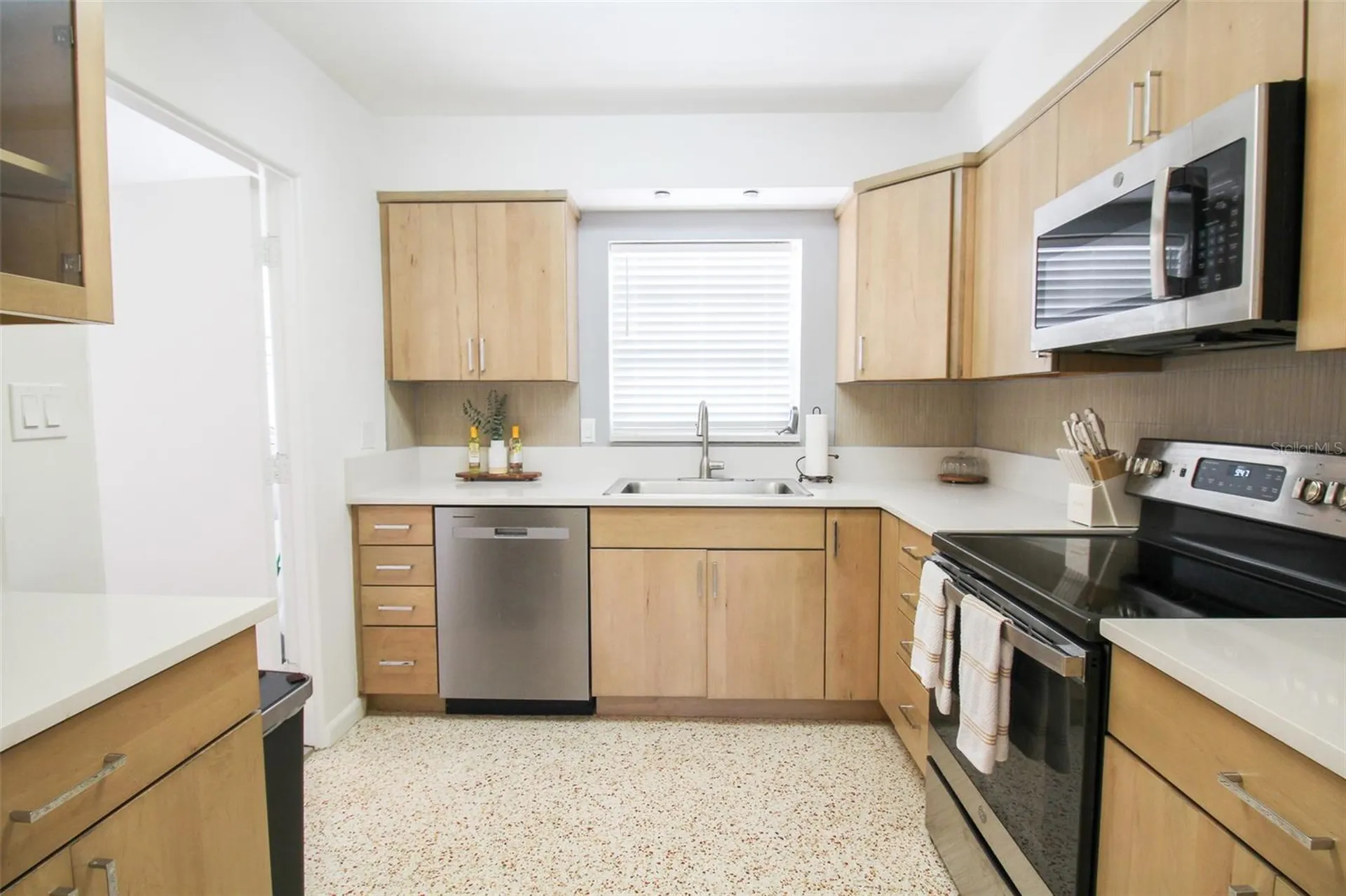 671 47th Street Sarasota FL 34234