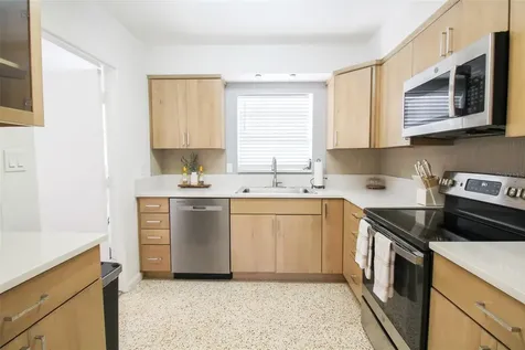 671 47th Street Sarasota FL 34234
