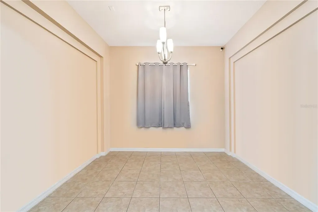 8484 Dover View Lane Orlando FL 32829
