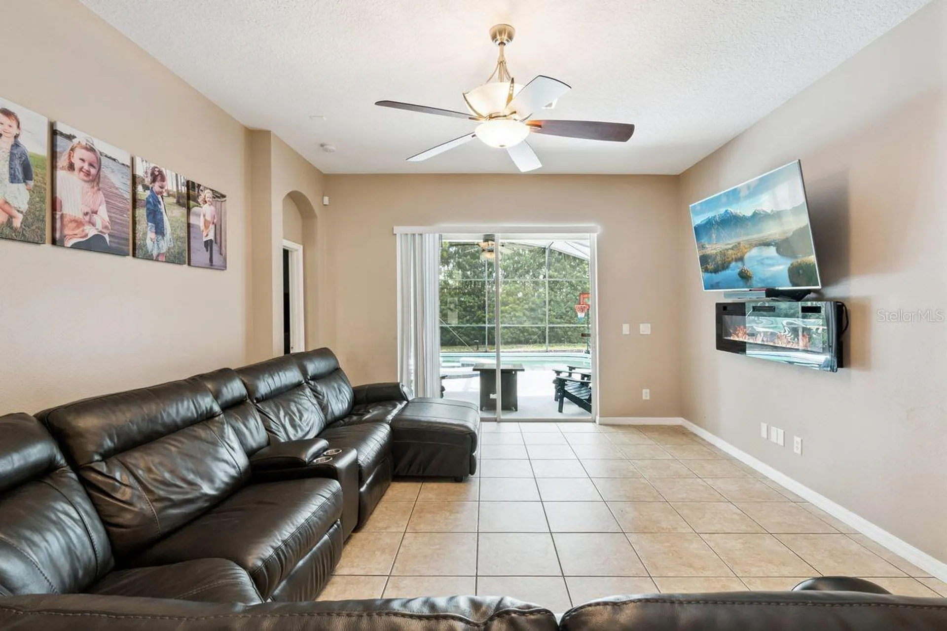 8484 Dover View Lane Orlando FL 32829