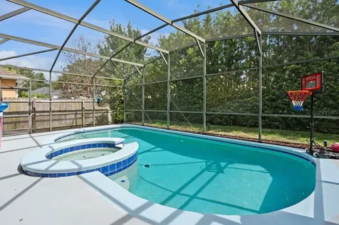 8484 Dover View Lane Orlando FL 32829
