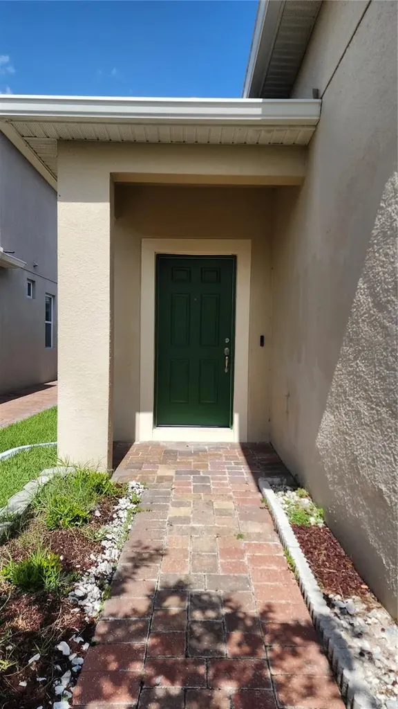 3230 Stratton Circle Kissimmee FL 34744