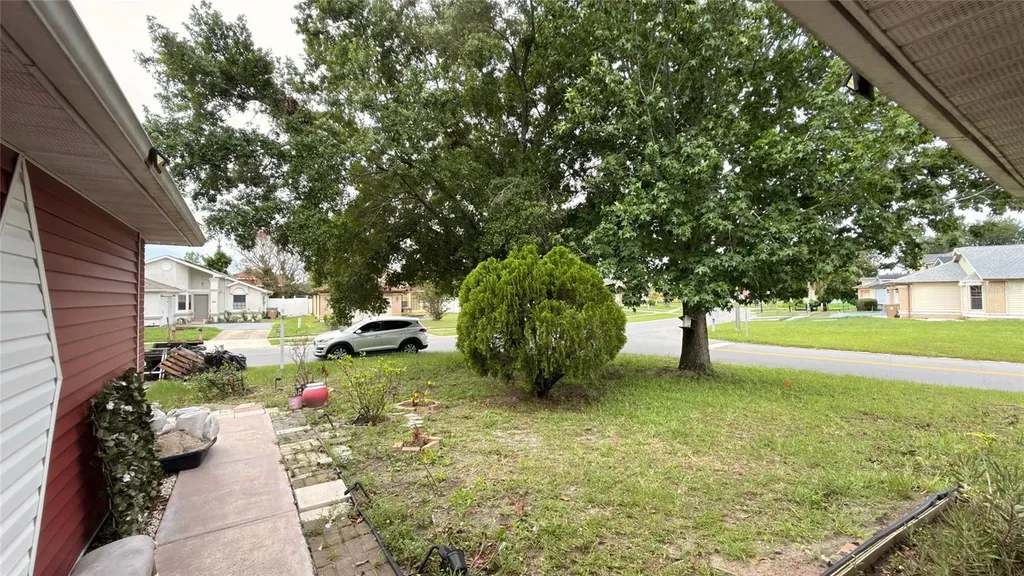 187 Pinewood Circle Kissimmee FL 34743