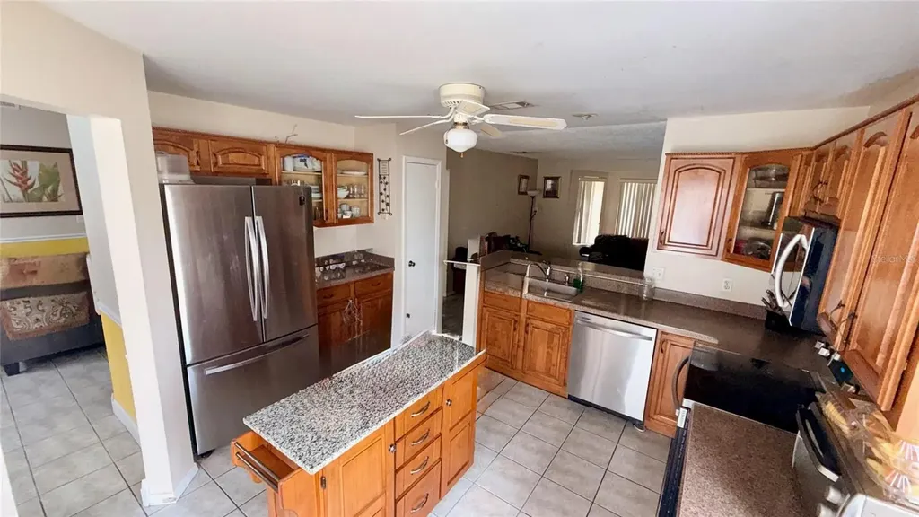 187 Pinewood Circle Kissimmee FL 34743