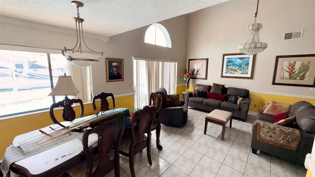 187 Pinewood Circle Kissimmee FL 34743